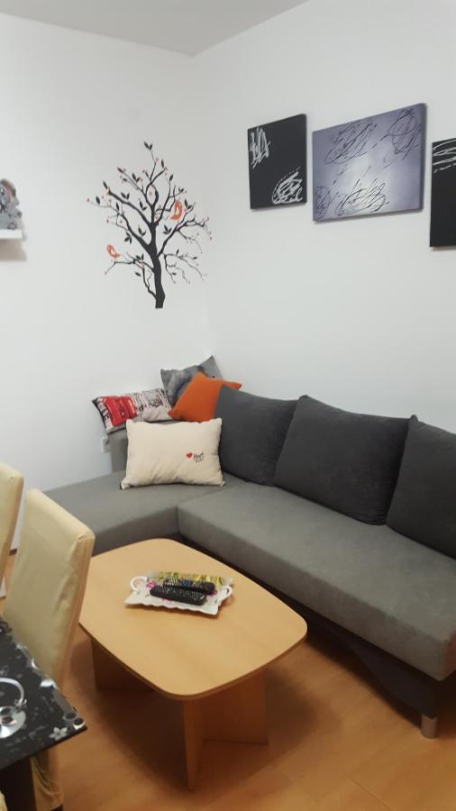 Vera Apartment Kampor Екстер'єр фото