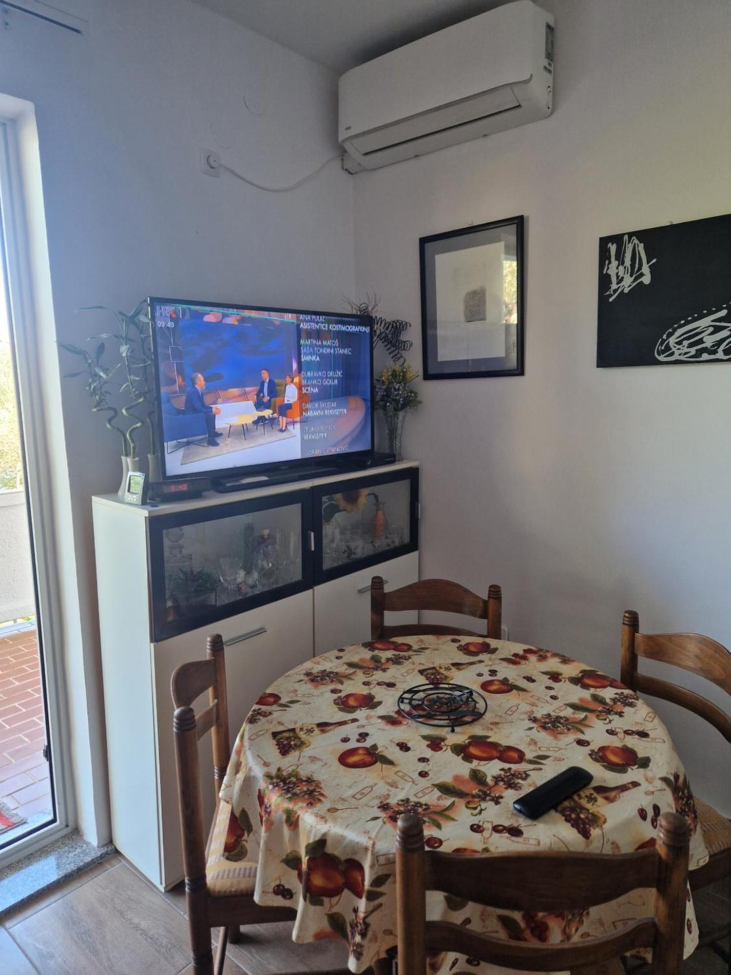Vera Apartment Kampor Екстер'єр фото