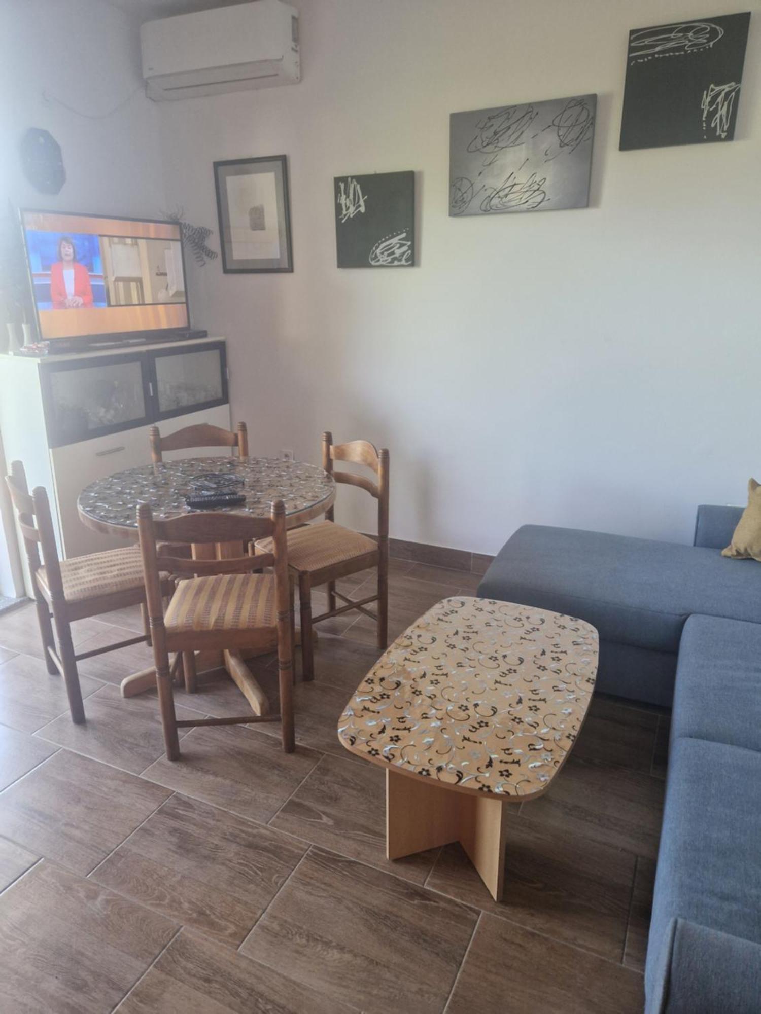 Vera Apartment Kampor Екстер'єр фото